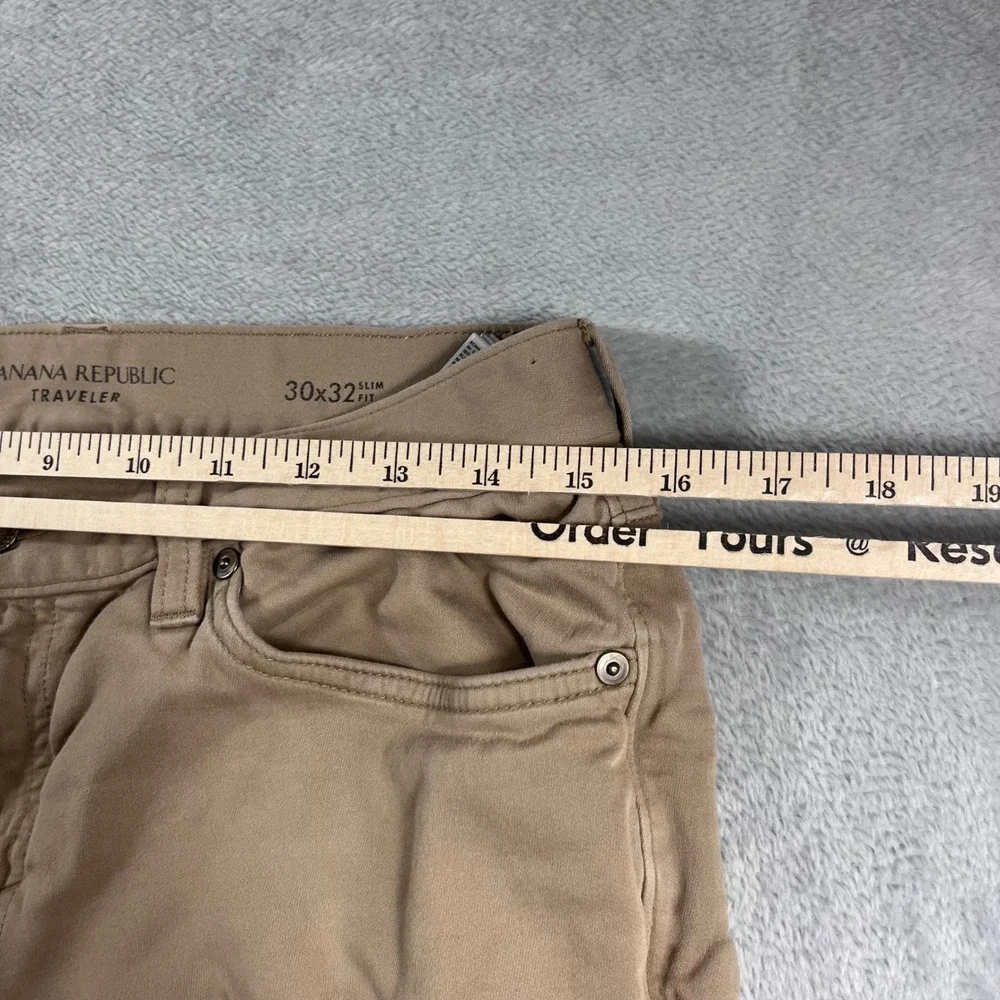 Banana Republic Traveler Slim Fit Pants Mens 30x32 Tan Khaki Chino 5-Pocket